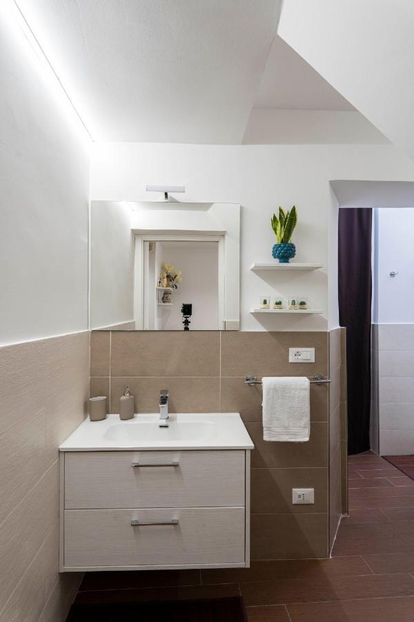 Olivuzza Tower Ferienhaus *